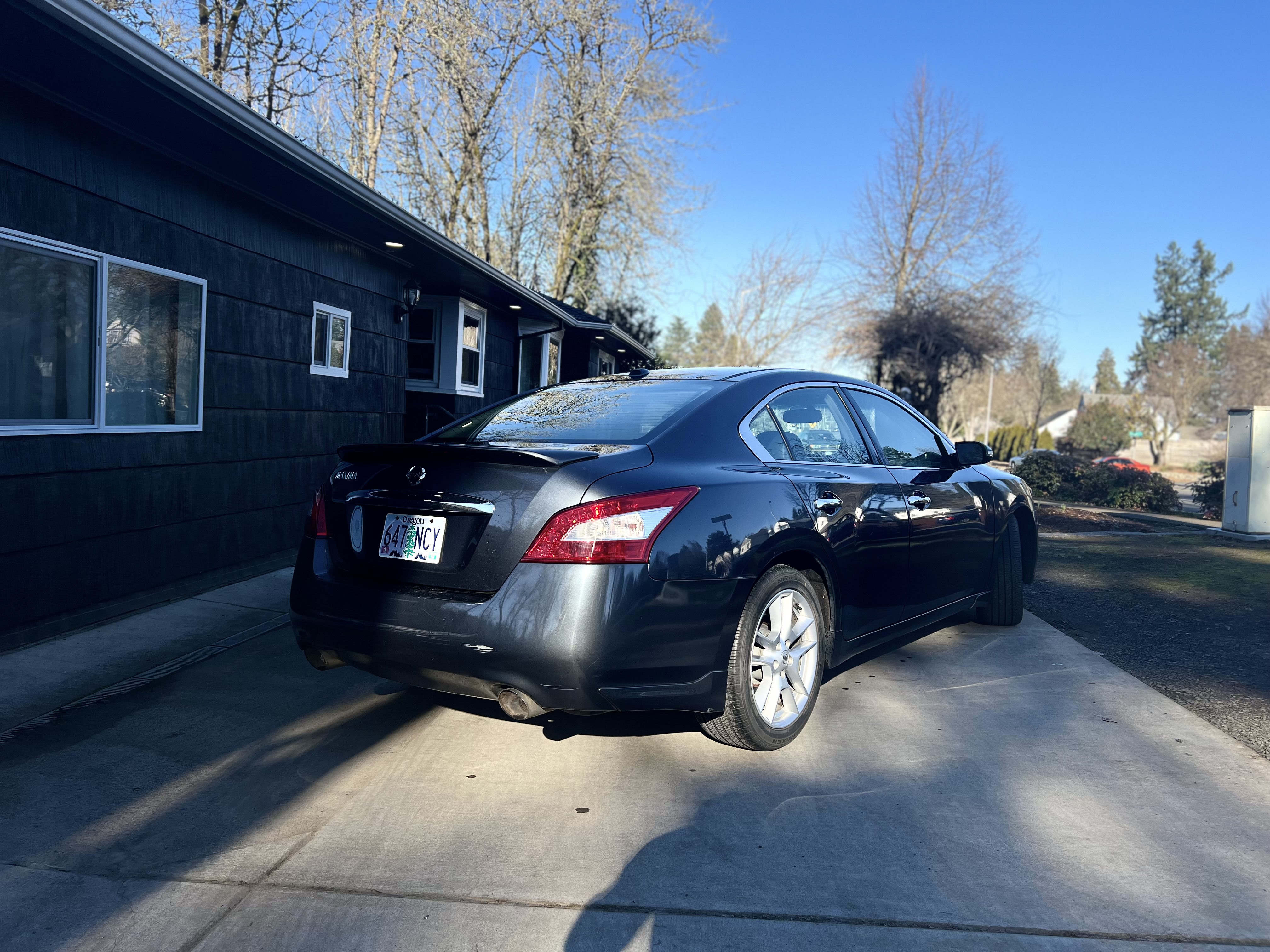 Used 2010 Nissan Maxima 3.5 SV w/ Premium Pkg FWD image 4