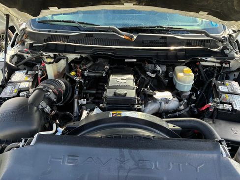 Used 2015 RAM 3500 Tradesman w/ Chrome Appearance Group image 12