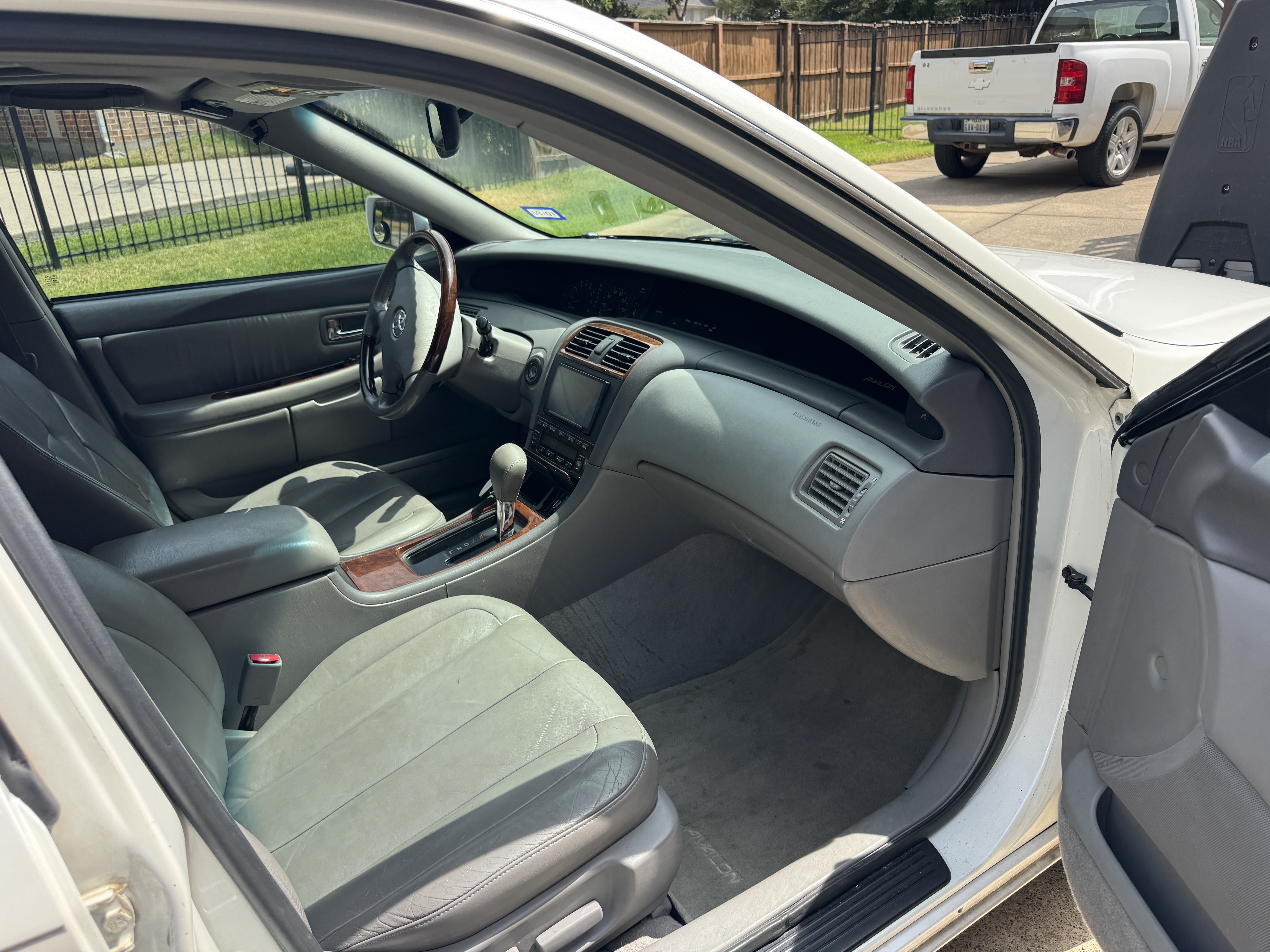 Used 2003 Toyota Avalon XLS FWD image 12