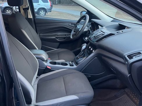 Used 2015 Ford Escape S image 15