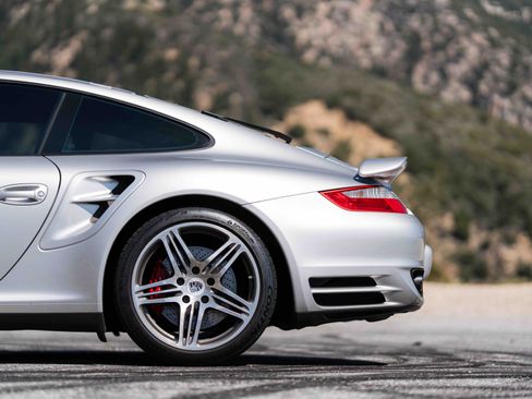 Used 2007 Porsche 911 Turbo image 12