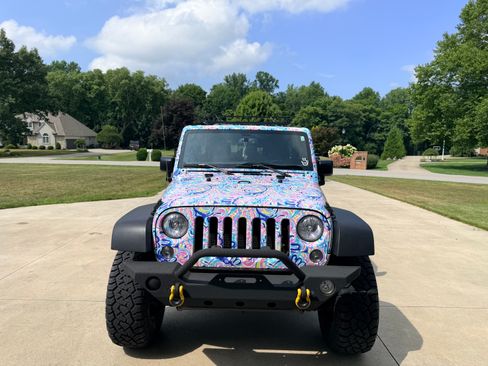Used 2017 Jeep Wrangler Unlimited Sport w/ Quick Order Package 24S AWD/4WD image 2