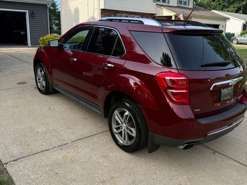 Used 2016 Chevrolet Equinox LTZ w/ Enhanced Convenience Package AWD/4WD image 4
