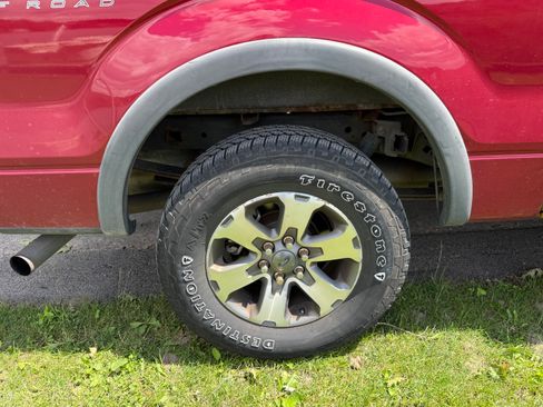 Used 2014 Ford F150 FX4 w/ Equipment Group 402A Luxury AWD/4WD image 14