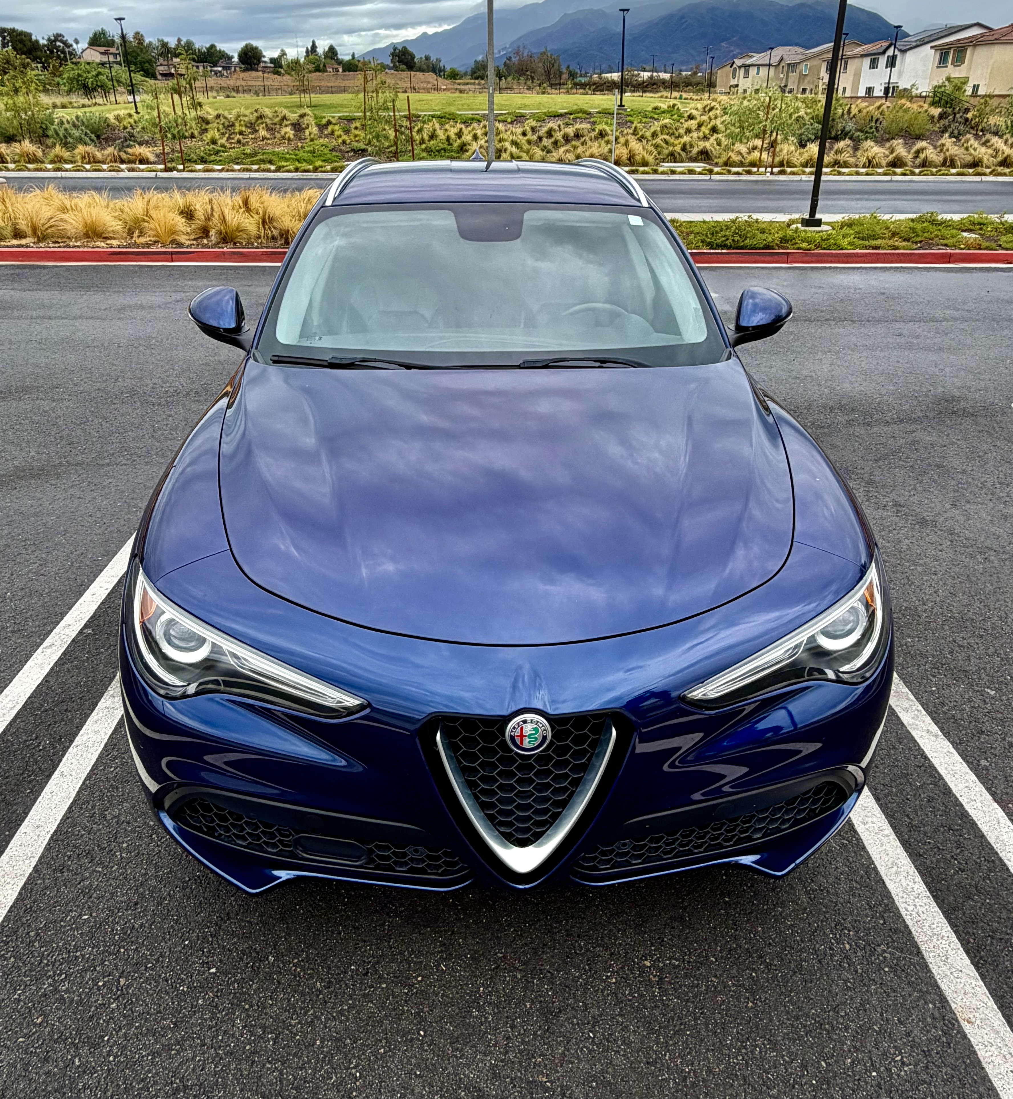 Used 2018 Alfa Romeo Stelvio Ti AWD/4WD image 4