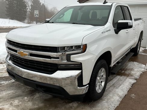 Used 2020 Chevrolet Silverado 1500 LT w/ All-Star Edition image 1