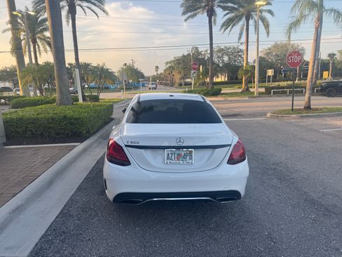 Used 2019 Mercedes-Benz C 300 Sedan image 5