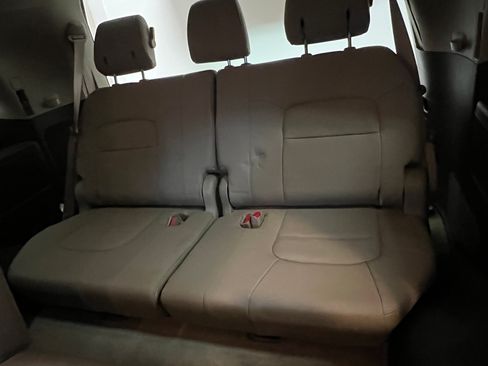 Used 2009 Toyota Land Cruiser image 9