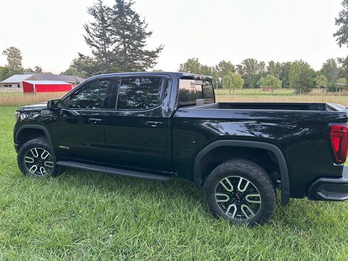 Used 2021 GMC Sierra 1500 AT4 w/ AT4 Premium Package AWD/4WD image 11