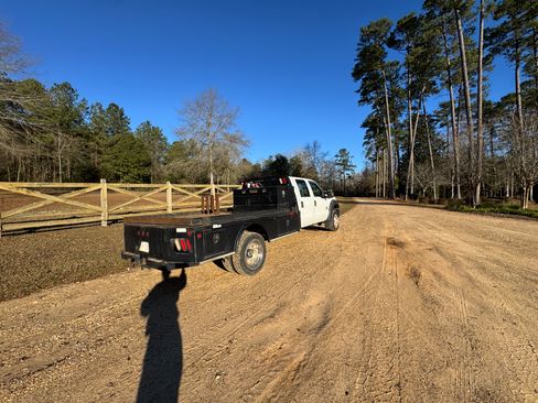 Used 2015 Ford F550 4x4 Crew Cab Super Duty image 17