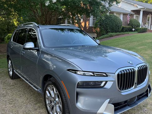 Used 2024 BMW X7 xDrive40i w/ Executive Package image 1