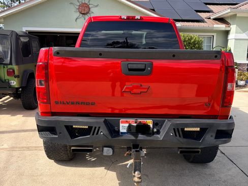 Used 2011 Chevrolet Silverado 1500 LT w/ All-Star Edition image 9