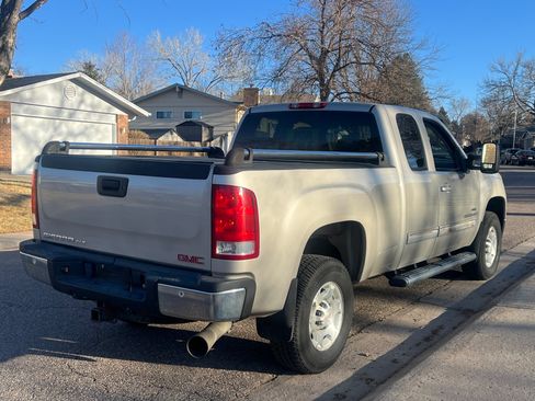Used 2008 GMC Sierra 2500 SLT w/ Convenience Package image 8