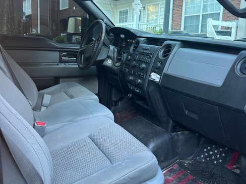 Used 2014 Ford F150 XL w/ Equipment Group 101A Mid image 6