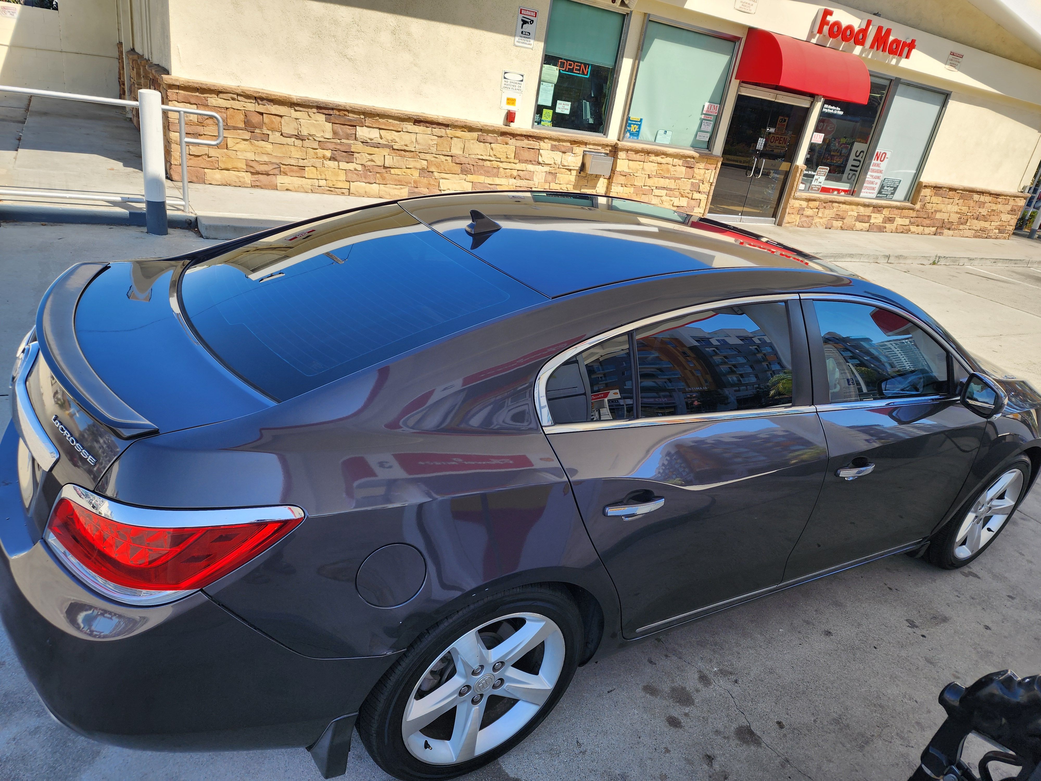Used 2013 Buick LaCrosse Leather FWD image 8