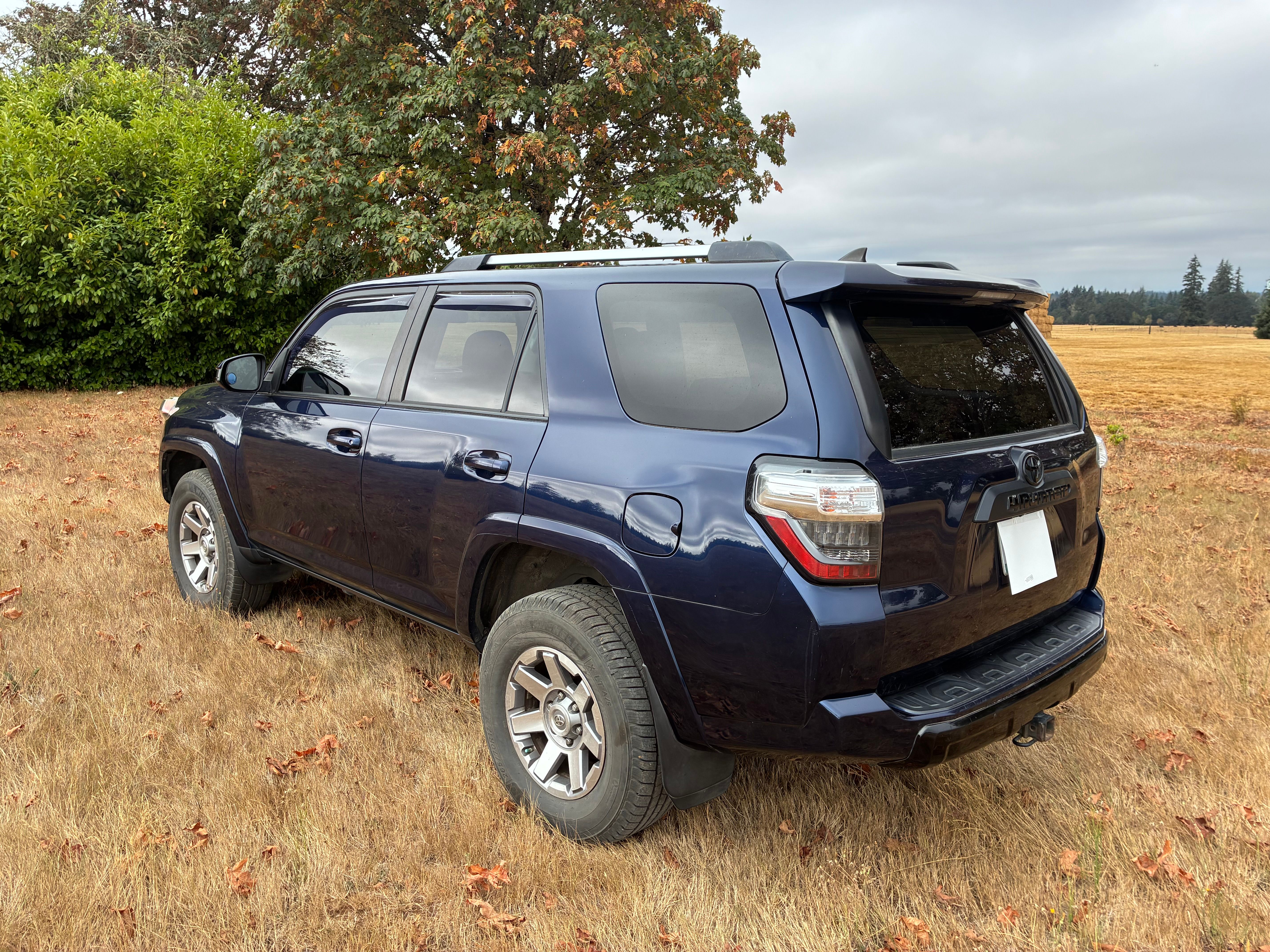 Used 2014 Toyota 4Runner Trail AWD/4WD image 6