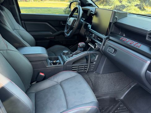 Used 2025 Toyota 4Runner TRD Pro AWD/4WD image 17