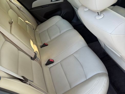 Used 2012 Chevrolet Cruze LT w/ RS Package image 10