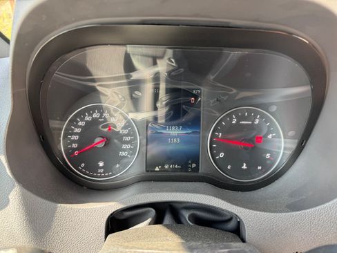 Used 2025 Mercedes-Benz Sprinter 2500 image 8