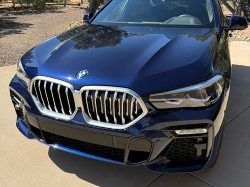 Used 2020 BMW X6 xDrive40i w/ M Sport Package AWD/4WD image 2