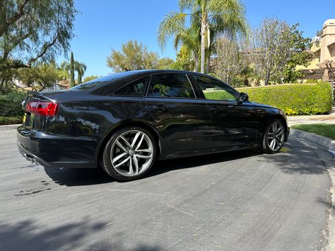 Used 2018 Audi S6 Premium Plus w/ Driver Assistance Package image 8