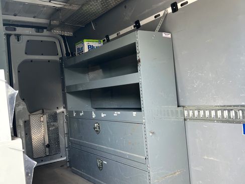 Used 2014 Freightliner Sprinter 2500 image 6