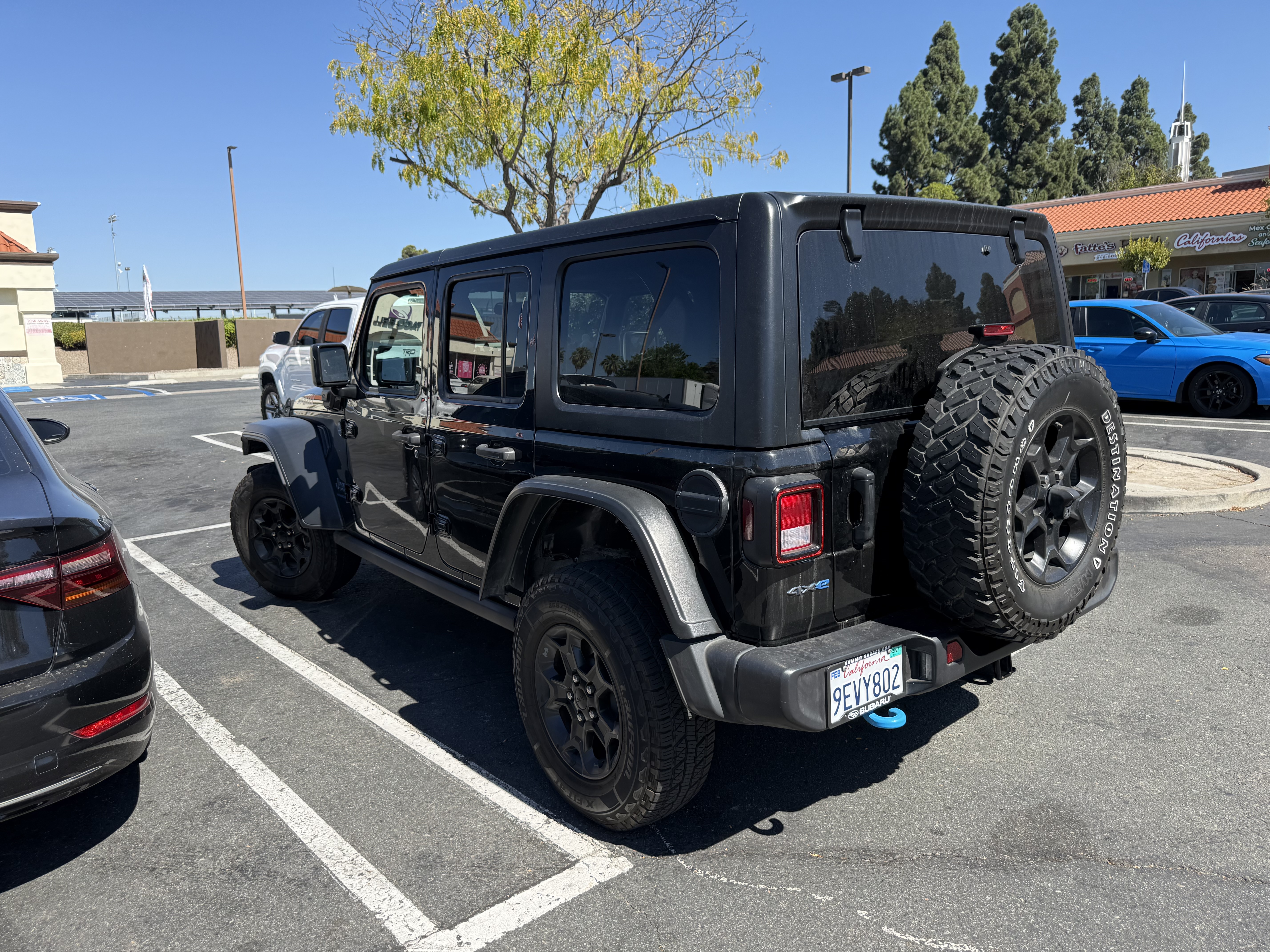 Used 2023 Jeep Wrangler Unlimited AWD/4WD image 14