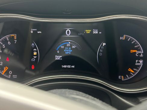 Used 2019 Jeep Grand Cherokee High Altitude AWD/4WD image 6