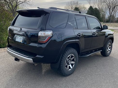 Used 2024 Toyota 4Runner TRD Off-Road image 4