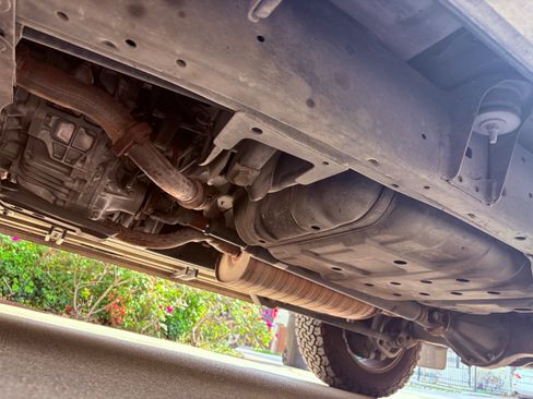 Used 2004 Toyota Land Cruiser image 12