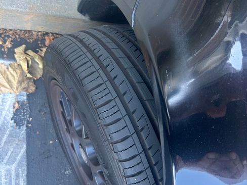 Used 2004 Mercedes-Benz C 240 Sedan image 2