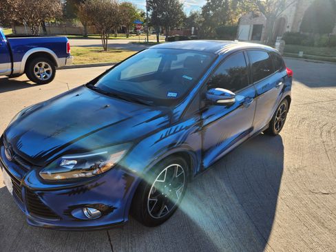 Used 2012 Ford Focus SE image 1