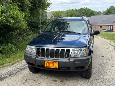 Used 2003 Jeep Grand Cherokee Laredo w/ Convenience Group AWD/4WD image 4