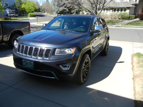 Used 2015 Jeep Grand Cherokee Limited w/ Trailer Tow Group IV image 1