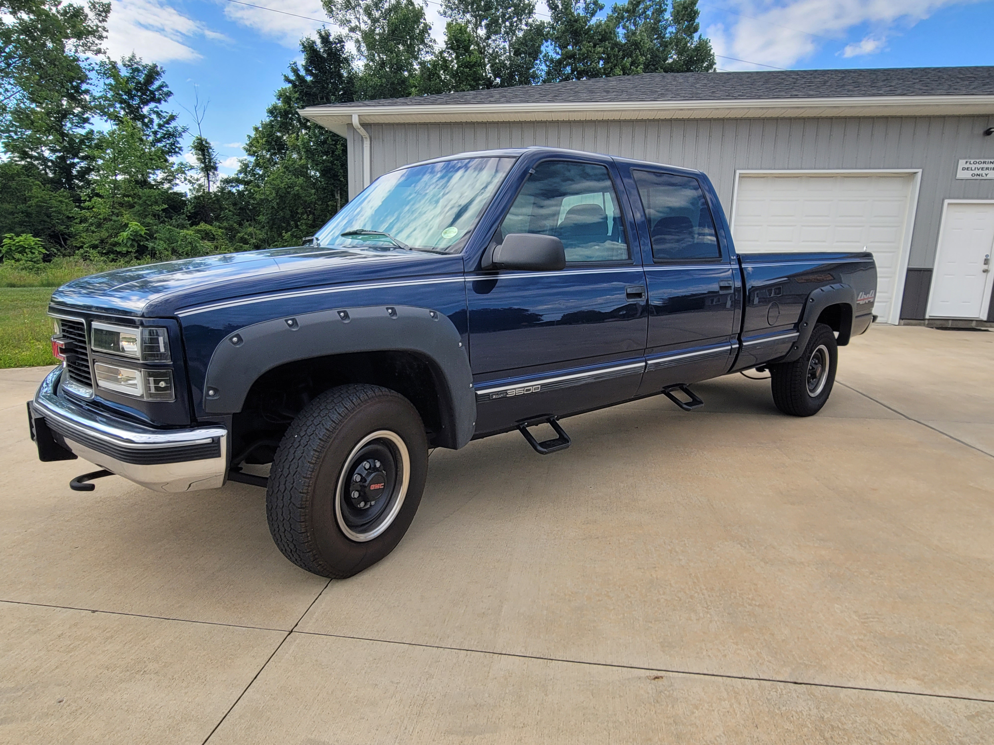 Used 1998 GMC Sierra 3500 4x4 Crew Cab w/ Marketing Option Pkg 3 image 1