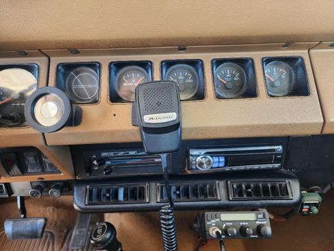 Used 1995 Jeep Wrangler Sahara image 16