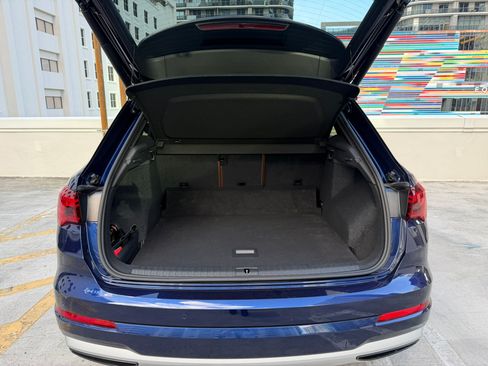 Used 2022 Audi Q3 2.0T Premium w/ Convenience Package image 5