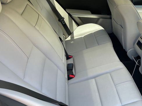 Used 2010 Mercedes-Benz GLK 350 4MATIC image 10