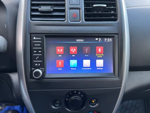 Used 2019 Nissan Versa SV FWD image 12