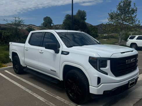 Used 2023 GMC Sierra 1500 Elevation w/ LPO, Elevation Black Package AWD/4WD image 2