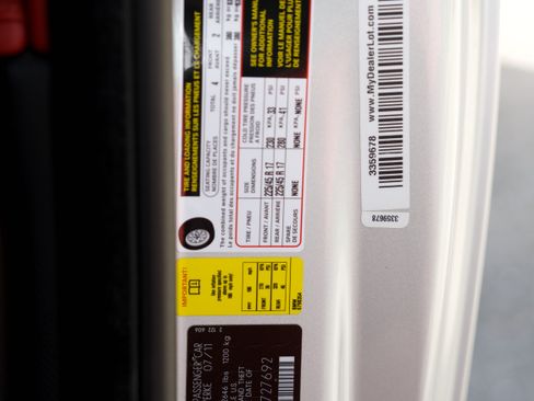 Used 2011 BMW 328i Convertible RWD image 22