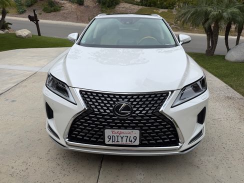 Used 2021 Lexus RX 350L Premium w/ Premium Package AWD/4WD image 2