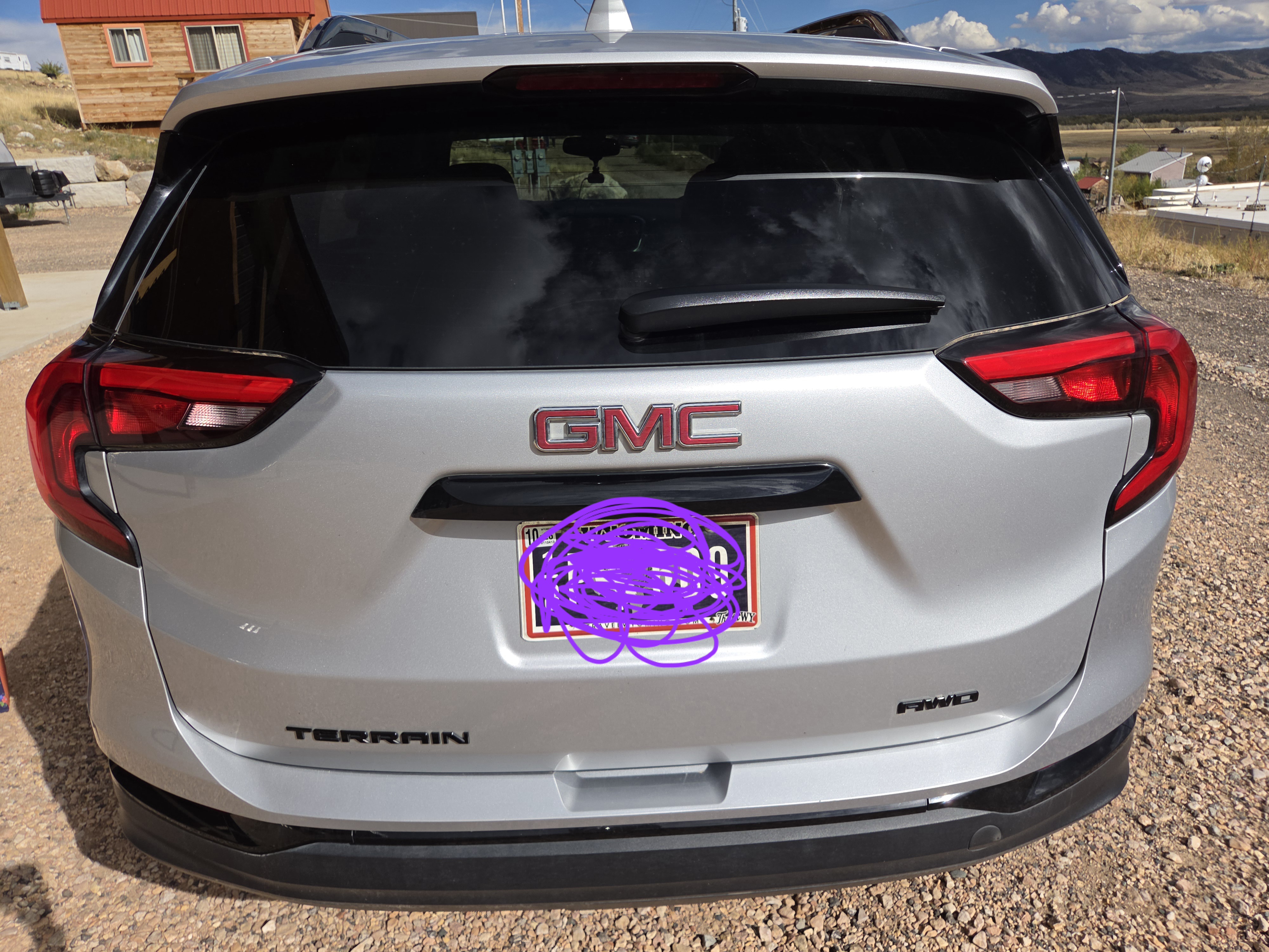 Used 2020 GMC Terrain SLT w/ Preferred Package AWD/4WD image 4