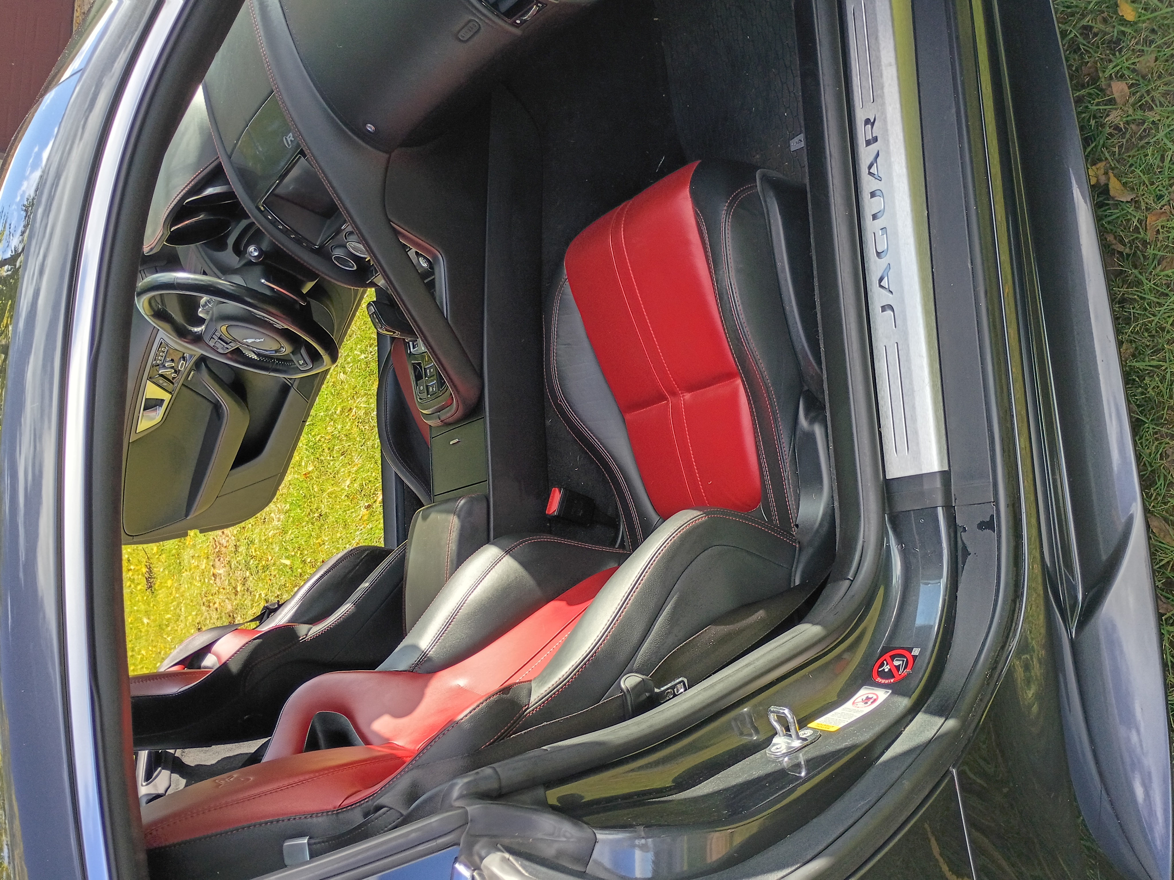 Used 2016 Jaguar F-TYPE R AWD/4WD image 14
