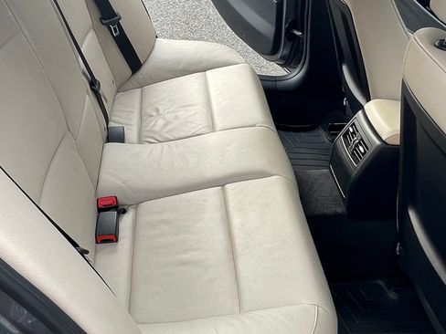 Used 2011 BMW 328i Sedan image 14