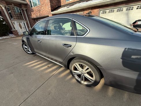 Used 2014 Volkswagen Passat 1.8T SE image 13