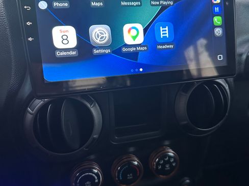 Used 2011 Jeep Wrangler Sport w/ Connectivity Group image 15