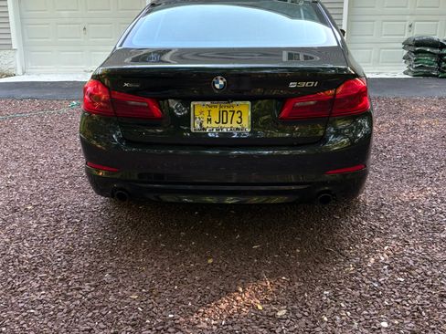 Used 2017 BMW 530i xDrive AWD/4WD image 19