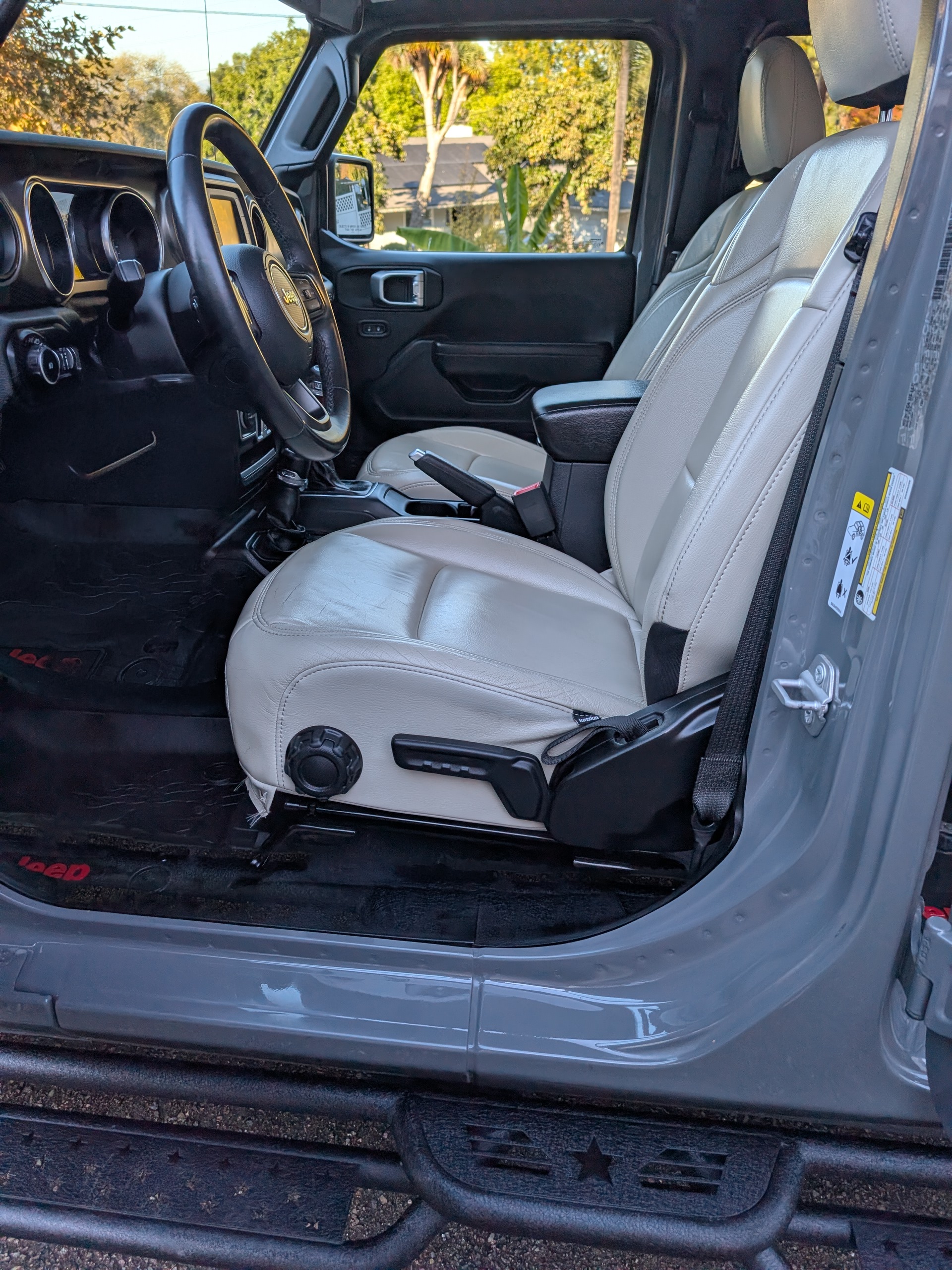 Used 2019 Jeep Wrangler Unlimited Sport S AWD/4WD image 5