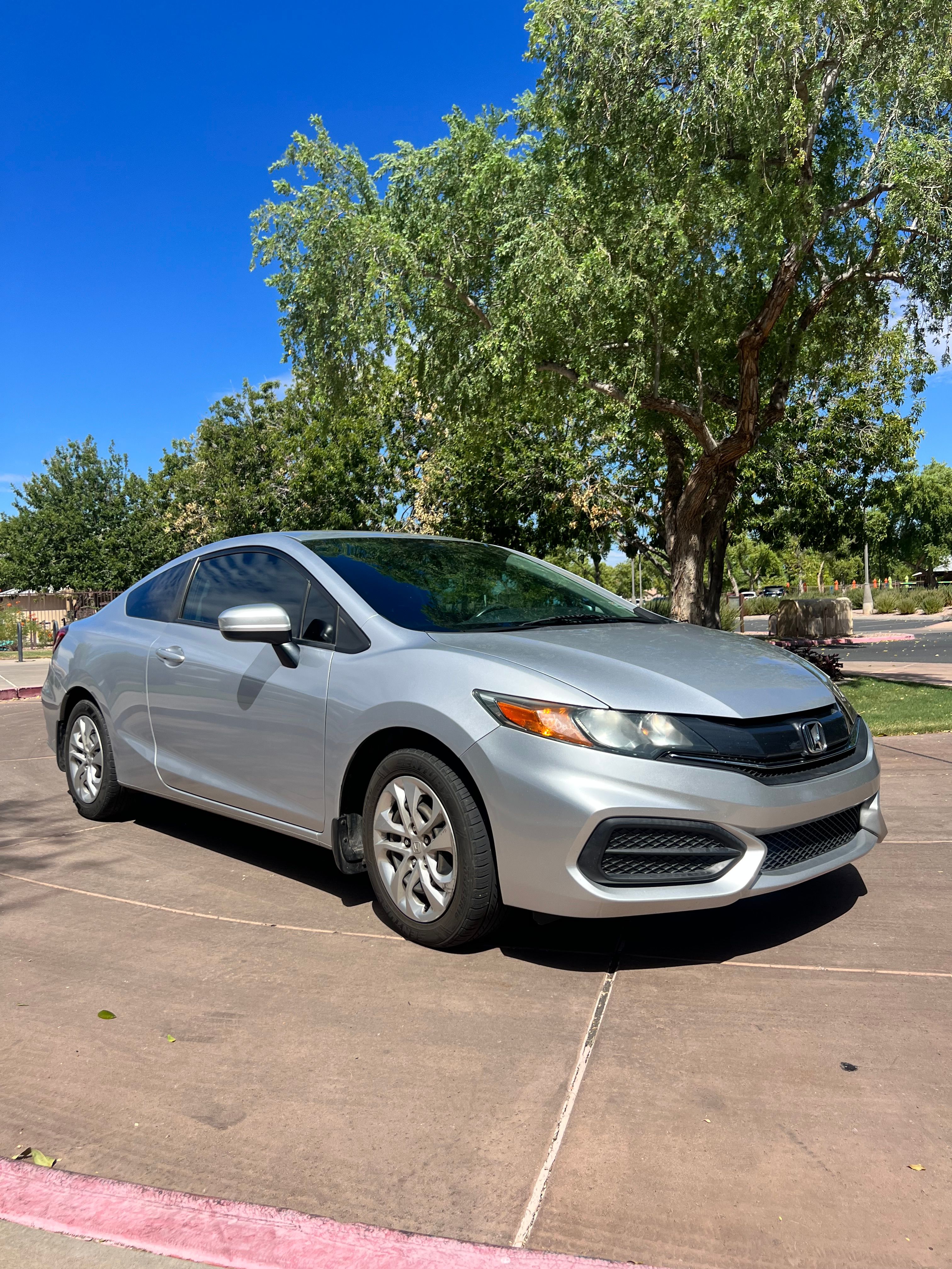 Used 2014 Honda Civic LX image 2